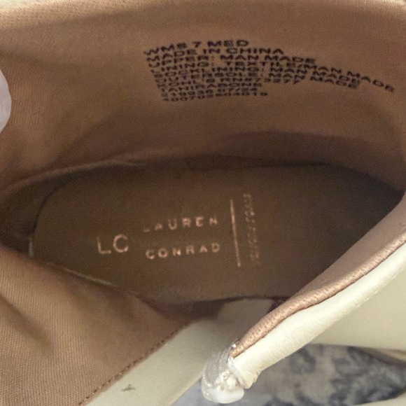 NWOT LC Lauren Conrad Tahira Belted Women’s Boots Size 7 - Picture 3 of 7